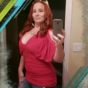 Meet your Posher, Candace